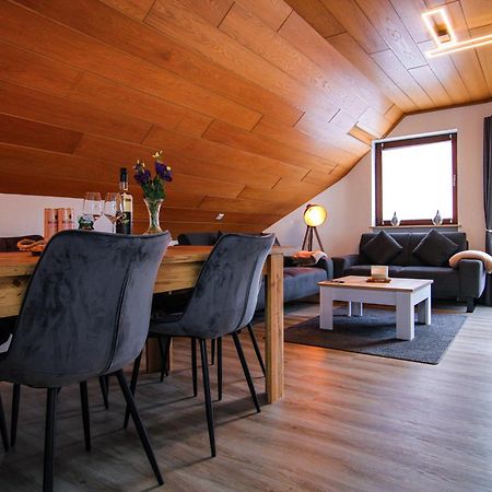 Stilvolle Wellness-Ferienwohnung In Neef Whirlpool, Sauna, Grill, Fitness, Billard & Moselblick ภายนอก รูปภาพ
