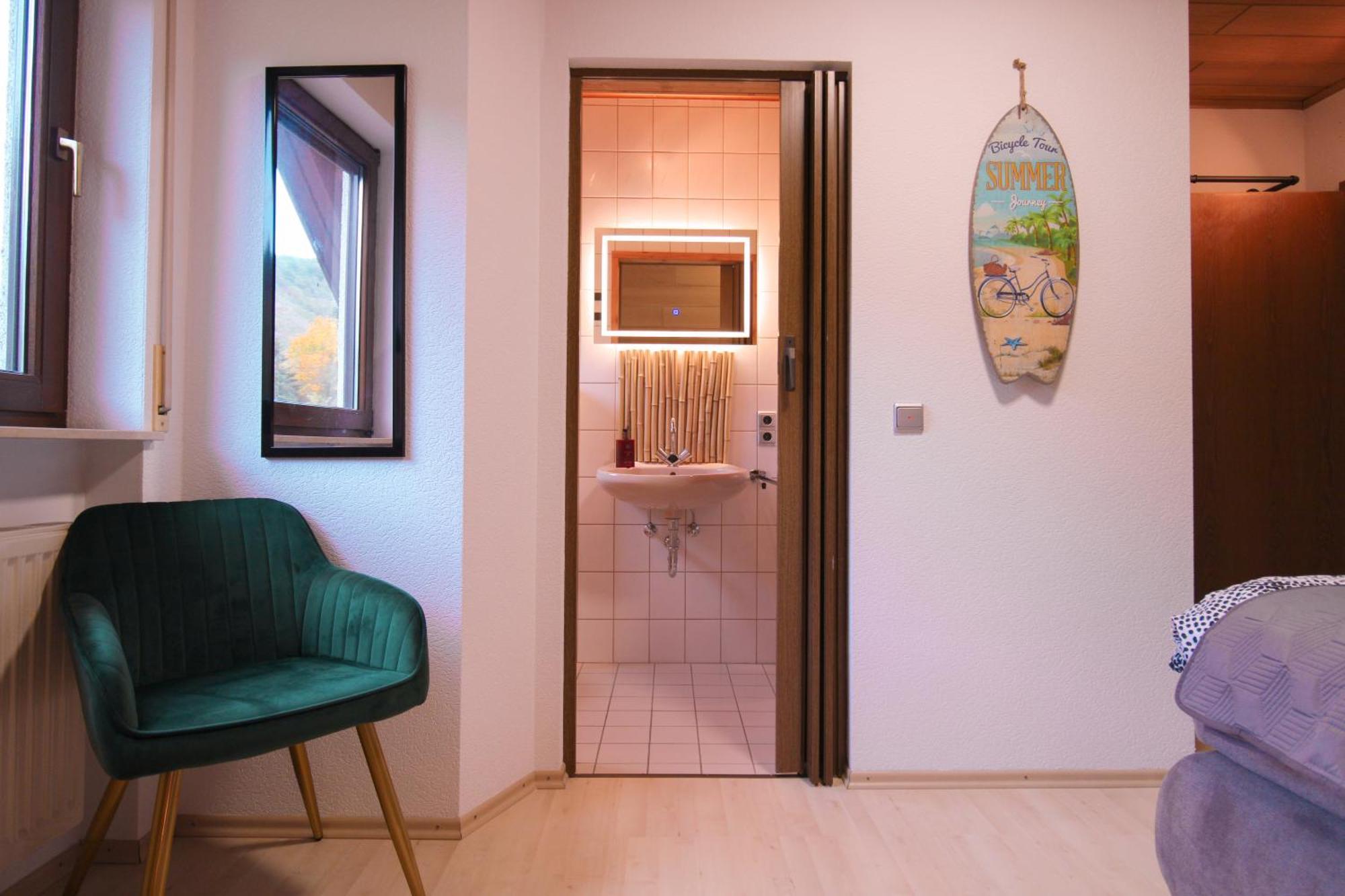 Stilvolle Wellness-Ferienwohnung In Neef Whirlpool, Sauna, Grill, Fitness, Billard & Moselblick ภายนอก รูปภาพ